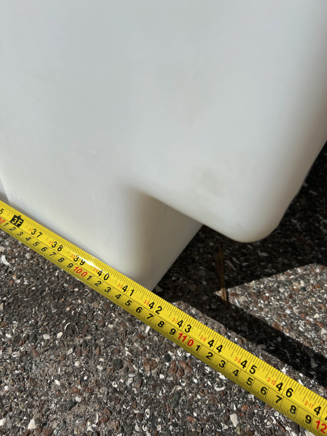 100 gallon vertical tank